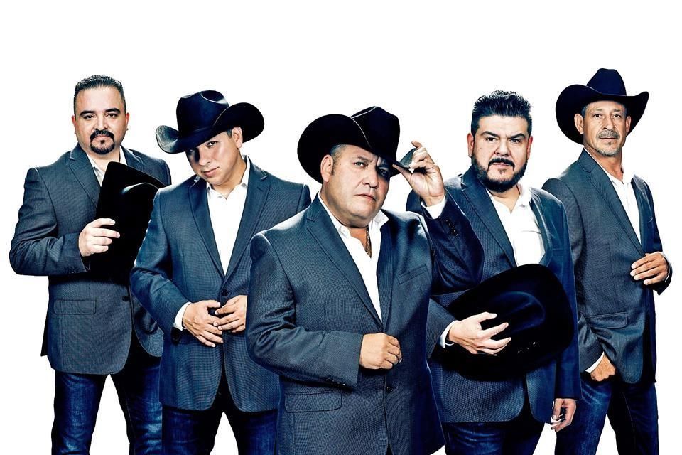 Grupo Pesado Celebra 30 Años De Trayectoria La Ley 100.5 FM